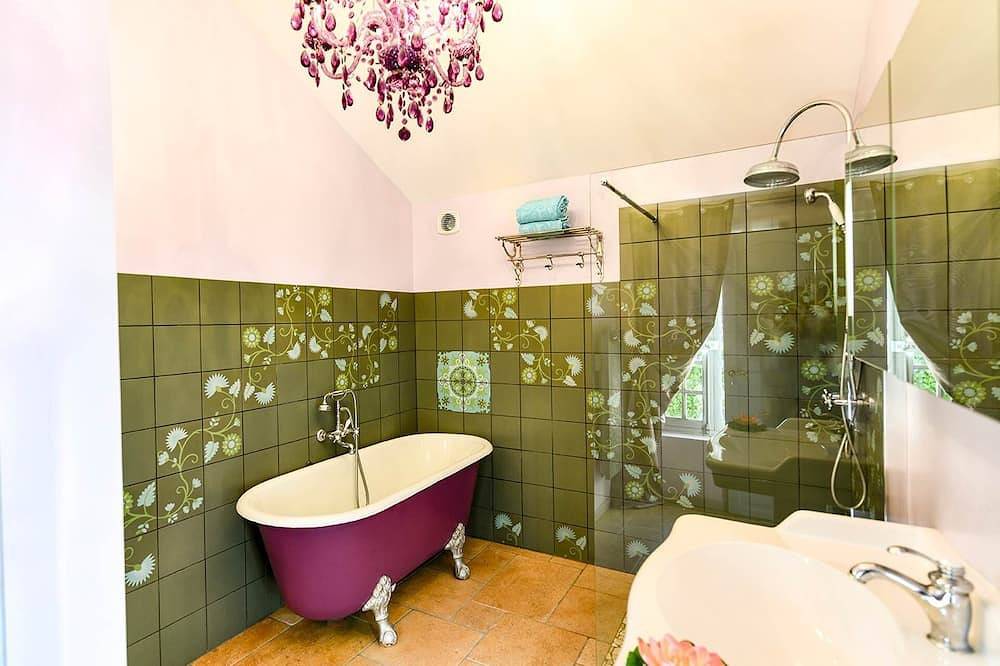 Appartement entier, L'Orangerie - Gîte 5 personnes in Mouleydier, Périgord Pourpre