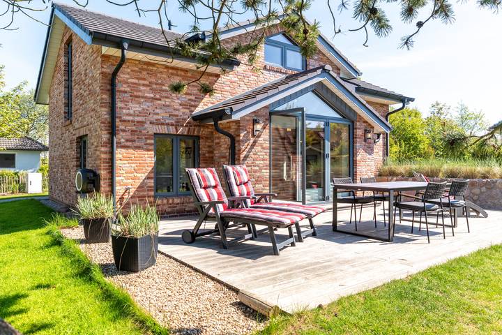 Ferienhaus für 2 Personen, mit Terrasse und Garten auf Föhr