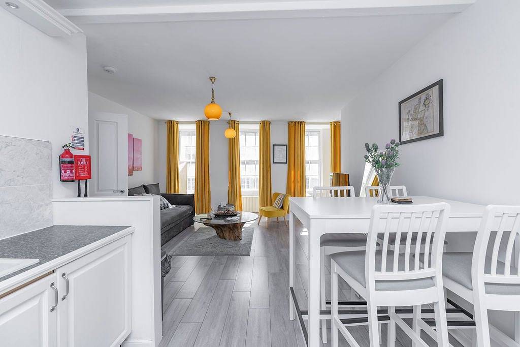 Apartamento entero, Guestready - Espacioso apt en corazón de Edimburgo in Edimburgo, Lothian