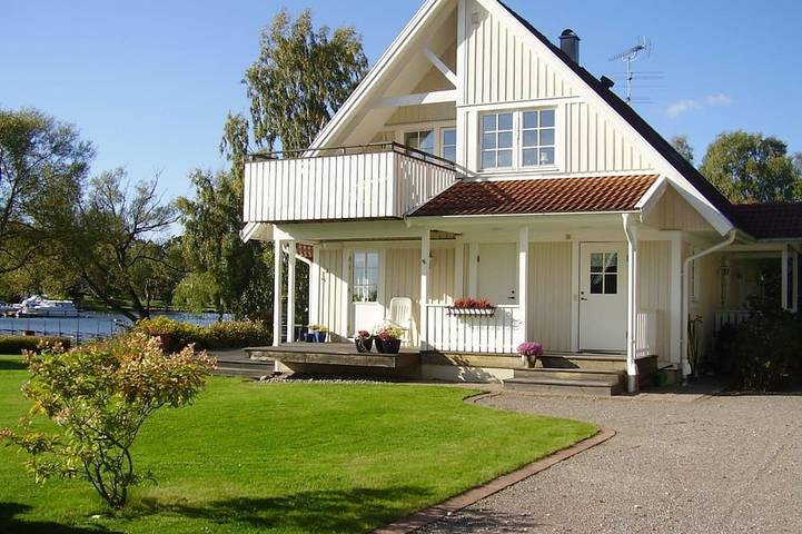 Ferienhaus für 8 Personen, mit Garten und Balkon - 1