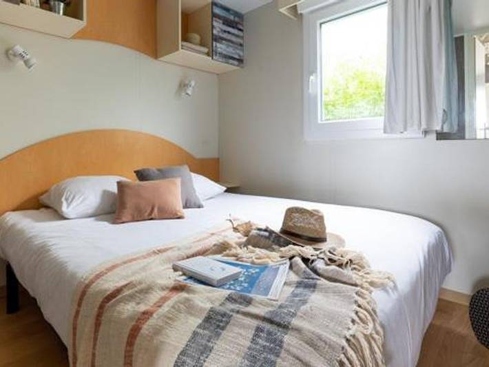 Camping Slow Village Breizh Légendes - Mobilhome 4 personnes - Cottage Confort - 2 chambres in Plounéour-Brignogan-Plages, Région de Brest