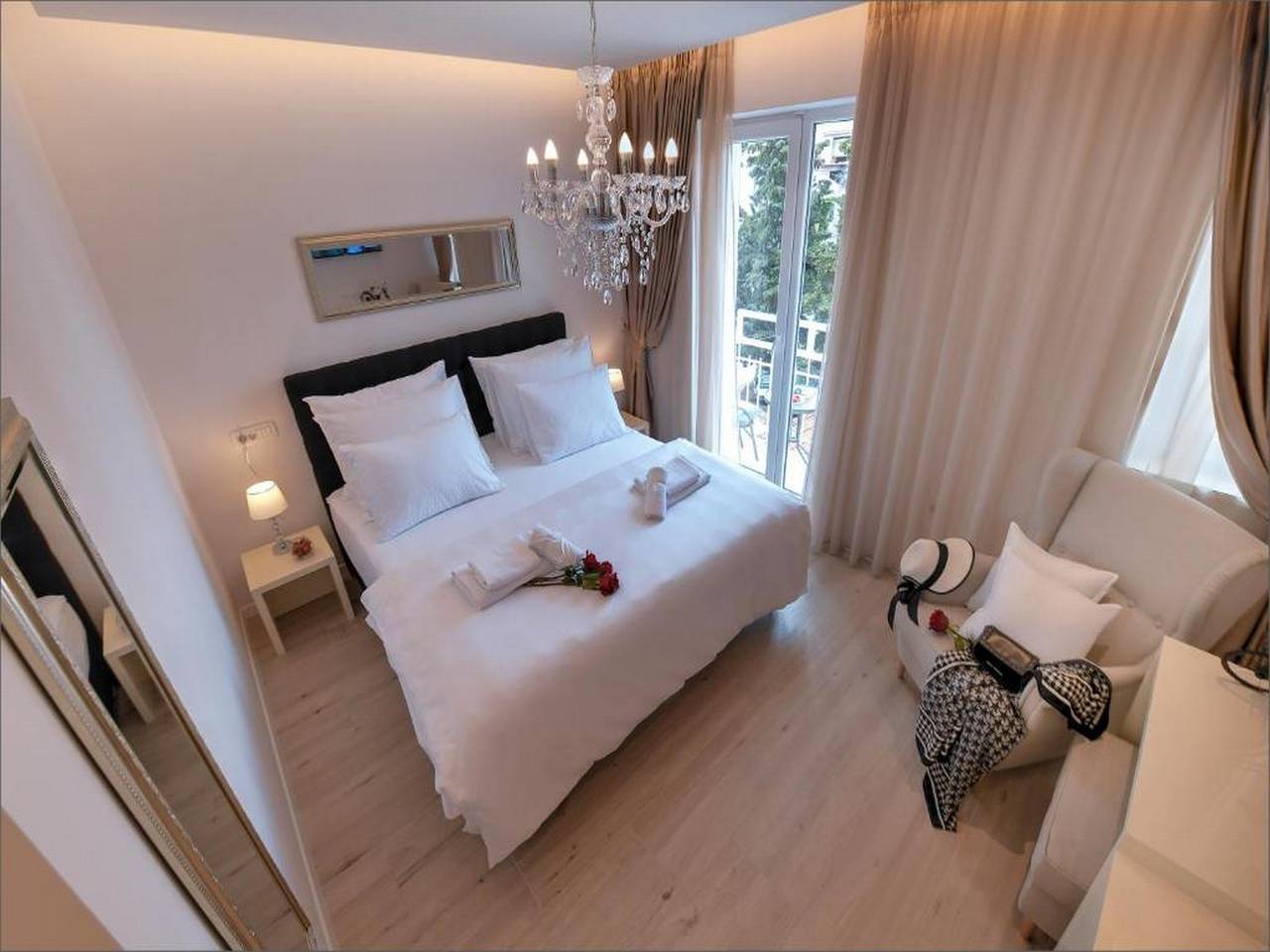 Entire apartment, Via Porto Rooms - Deluxe Double Room with Double Bed and Balcony in Split, Split-Dalmatia