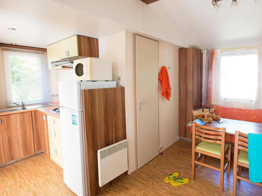 Camping La Nouzarède - Mobilhome 4 personnes - 30m² - 2 chambres in Joyeuse, Parc naturel régional des Monts d'Ardèche