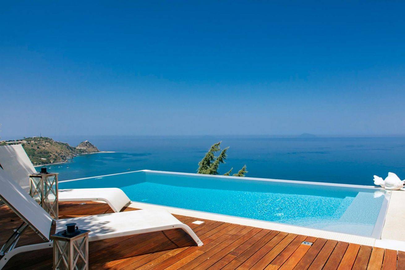 Villa voor 4 personen met balkon/terras in Scafa, Provincie Messina