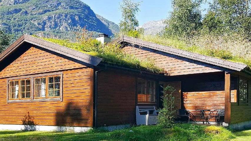 Ferienhaus für 4 Personen, mit Terrasse in Stryn
