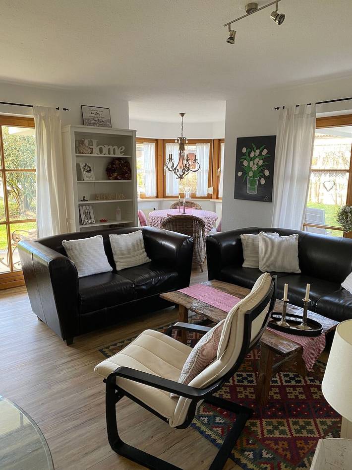 Ganze Wohnung, Ferienwohnung 'Chaletwohnung Alpenglück' mit privater Terrasse, privatem Garten und Wi-Fi in Grünten, Burgberg im Allgäu