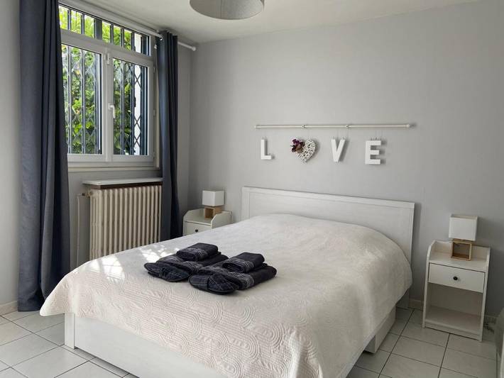 Maison d’hôte pour 3 personnes, avec piscine ainsi que jardin et vue à Toulouse - 2