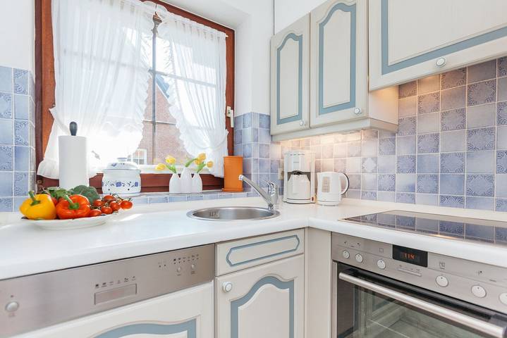 Ganze Wohnung, Komfortable Ferienwohnung mit Garten und Terrasse in Wenningstedt, Sylt