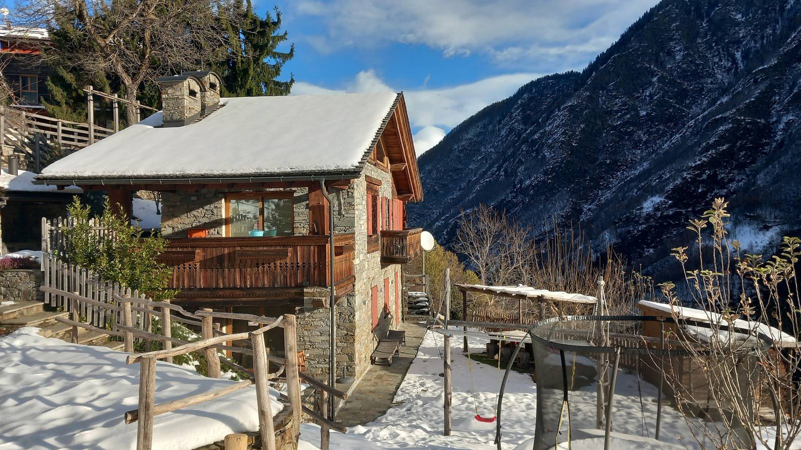 Ganze Wohnung, Ferienwohnung 'Pedesina Open Space' mit Bergblick, Privatem Garten und Wi-Fi in Pedesina, Orobie Alpen West