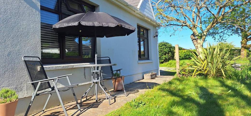 B&b for 2 people, with garden and view in Gower