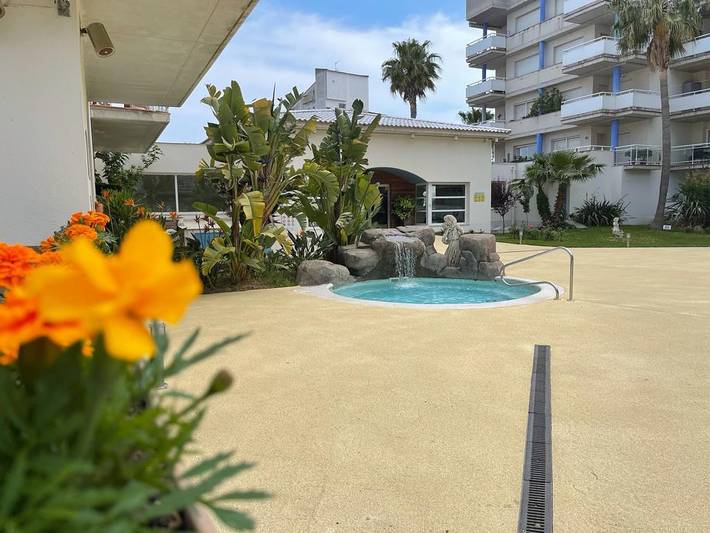 Ferienwohnung für 5 Personen, mit Pool und Terrasse sowie Ausblick - 1