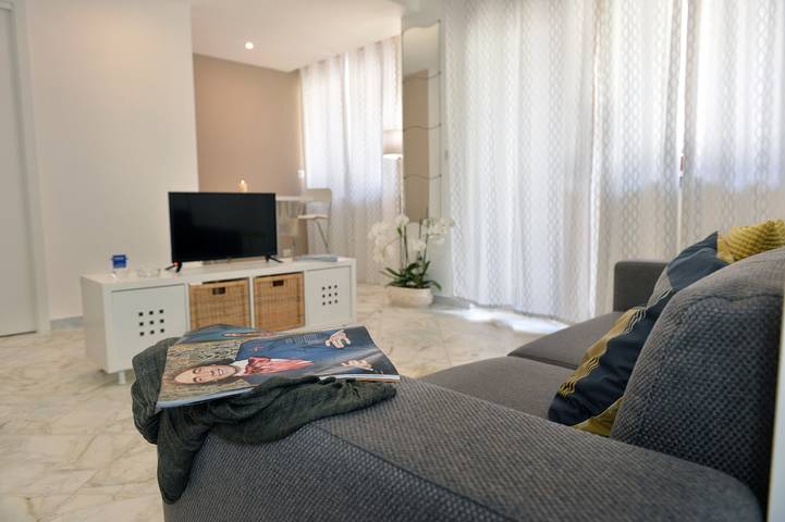 Monolocale per 2 persone, con balcone - 1