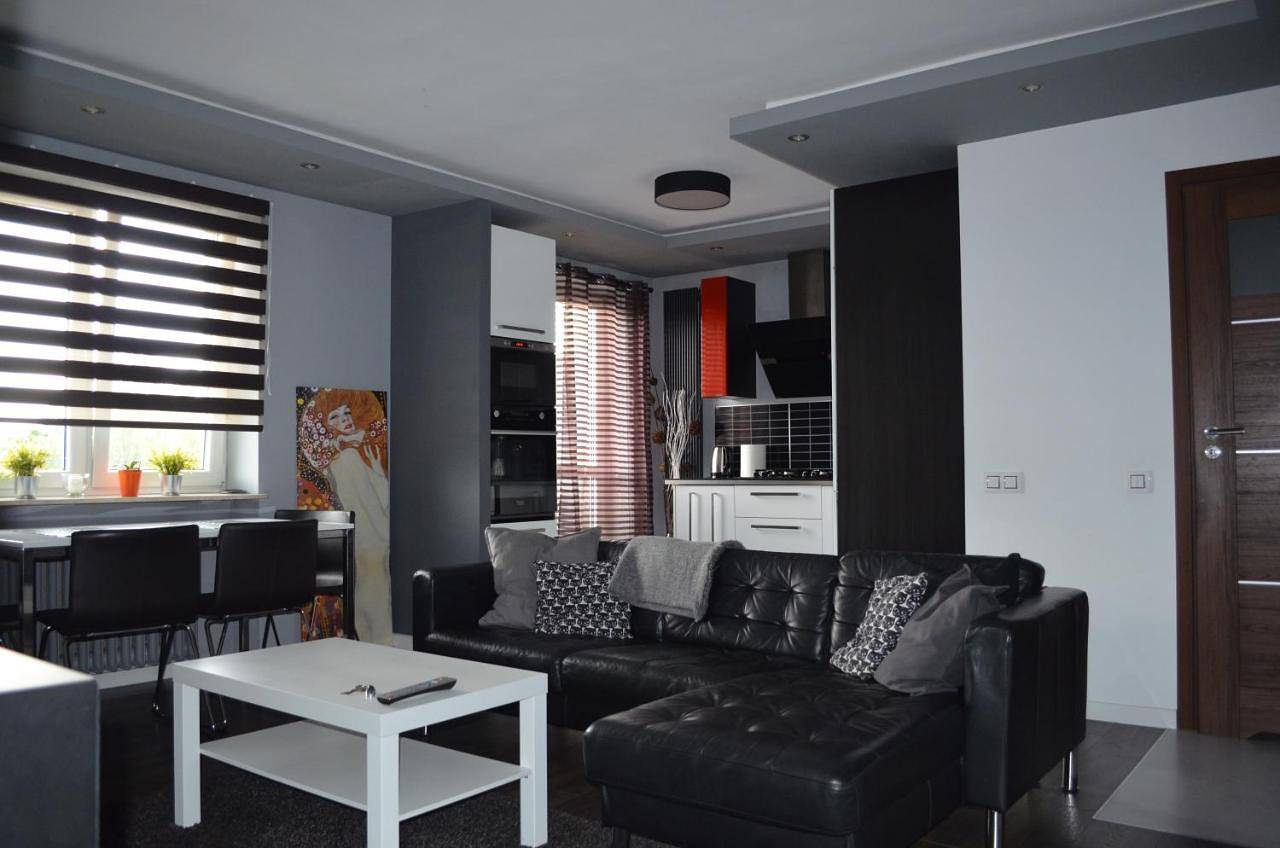 Cały apartament, Two-Bedroom Apartment in Chorzów, Śląsk