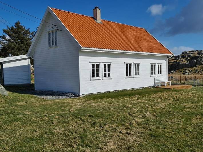 Ferienhaus für 6 Personen, mit Terrasse und Garten sowie Ausblick in Utsira