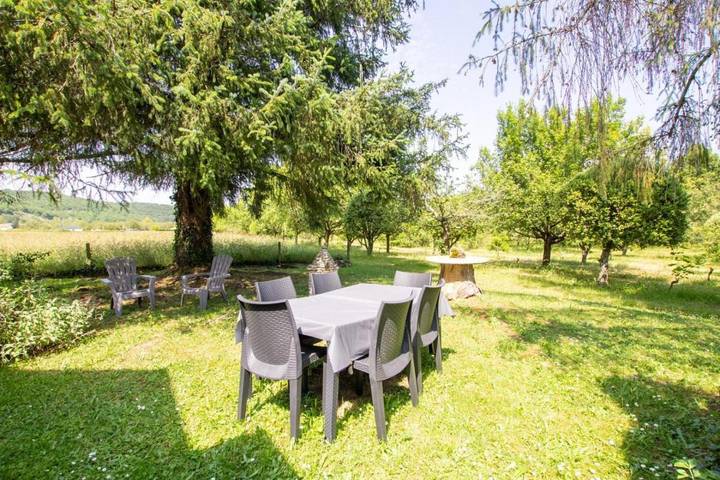 Location de vacances pour 6 personnes, avec jardin à Condat-sur-Vézère - 2