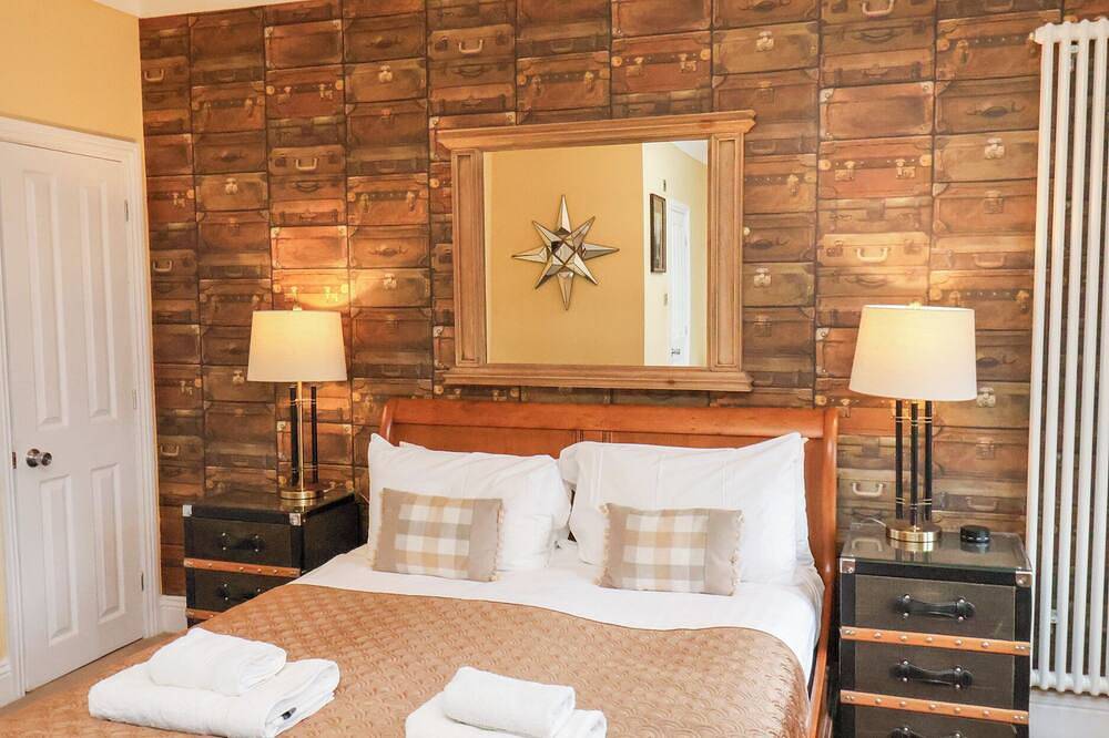 All Seasons, pet friendly, character holiday cottage in Filey in Filey, North Yorkshire
