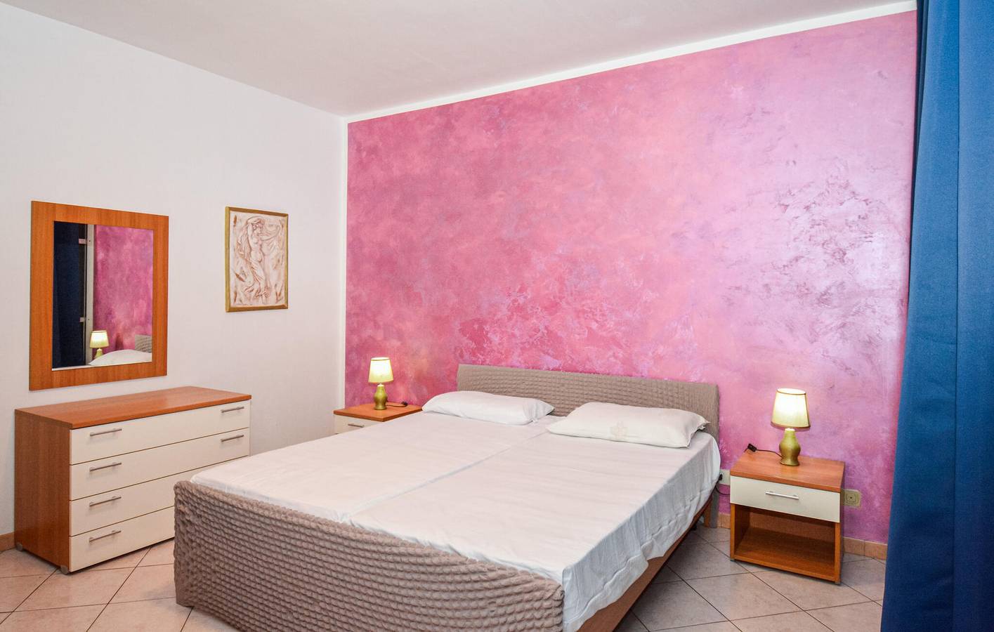 Ganze Ferienwohnung, Apartment mit Meerblick, Terrasse, Klimaanlage und Parkplatz in Pozzallo, Ragusa Provinz