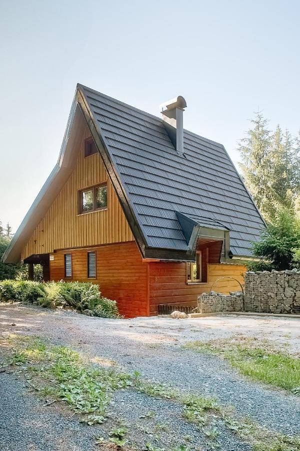 Vakantiewoning voor 8 personen, with Balkon and Terras as well as Tuin and Zwembad in Moravië