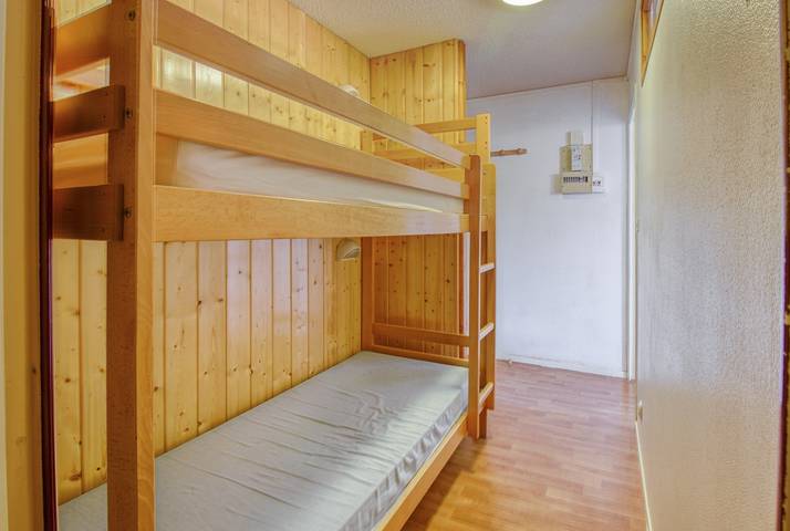Appartement entier, Val Louron, vue montagne à 200 m des pistes in Génos, Pyrénées