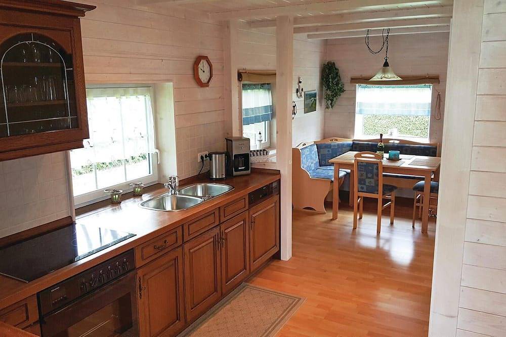 2 bedroom gorgeous home in Teterow in Teterow, Mecklenburg Lakes