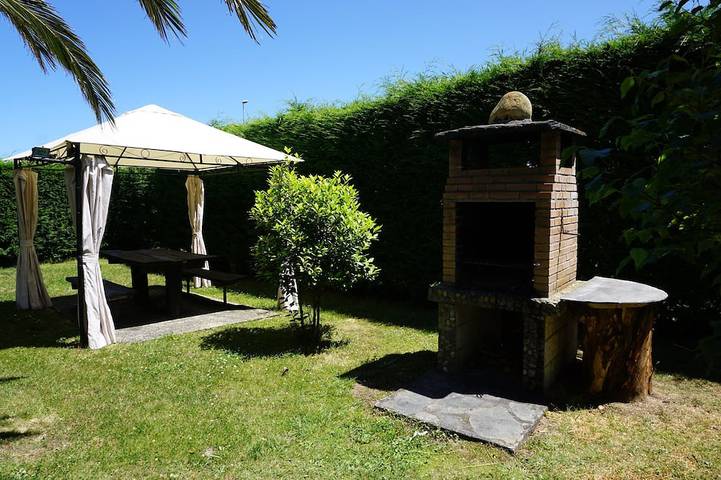 Cottage für 19 Personen, mit Garten - 1
