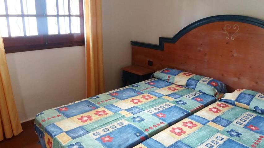 Gîte pour 3 personnes, avec piscine et jardin à Son Bou - 2