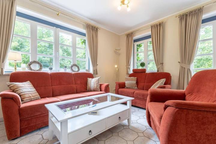 Ferienhaus für 5 Personen, mit Terrasse und Garten - 1