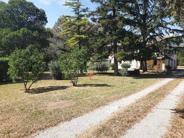 Gîte pour 4 personnes, avec terrasse à Saint-Hilaire-de-Brethmas