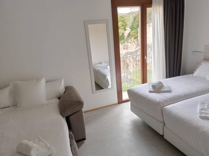 Gîte pour 2 personnes, avec balcon et jacuzzi à Estella - 2