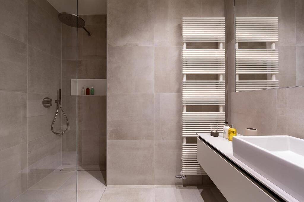 Appartement entier, Design Studio Appartement completement equipé avec services de conciergerie in Luxembourg (ville), Luxembourg