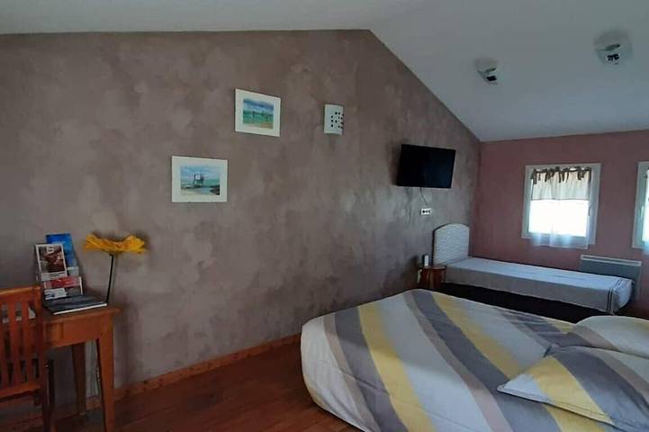 Location de vacances pour 4 personnes, avec terrasse et jardin, animaux acceptés à Port-Saint-Père - 3