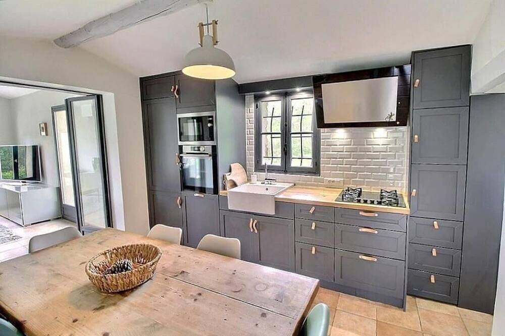 Le Mazet du Ventoux in Crillon-le-Brave, Parc naturel régional du Mont-Ventoux