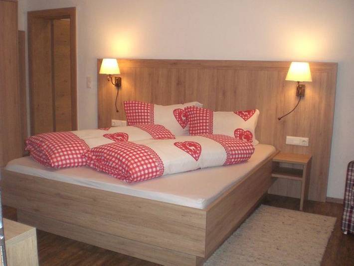 Gîte pour 6 personnes, avec terrasse ainsi que sauna et jardin à Fulpmes - 4