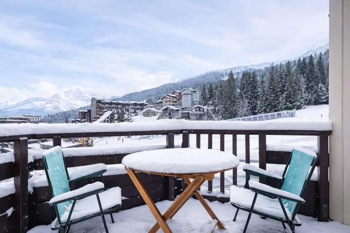 Gîte pour 4 personnes, avec balcon, adapté aux familles à La Perrière