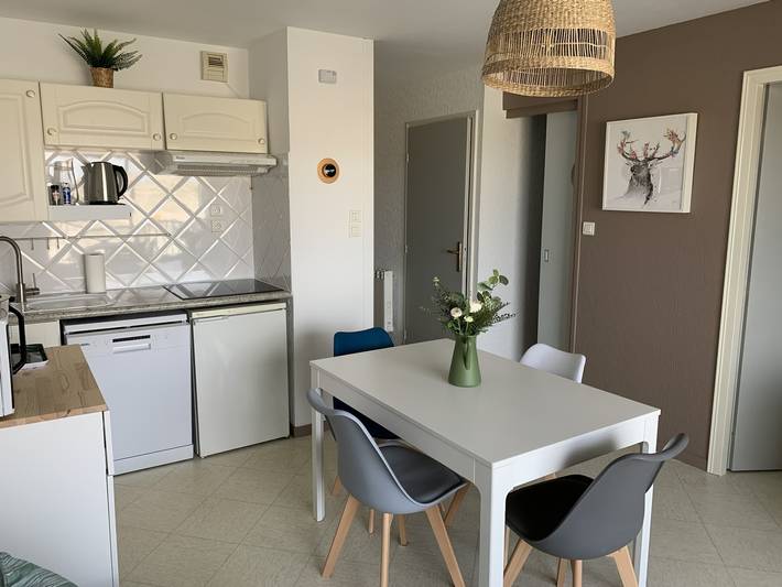 Apartamento entero, Apartamento F2 cerca de la playa con estacionamiento y mascotas permitidas in Fort-Mahon-Plage, Región de Abbeville