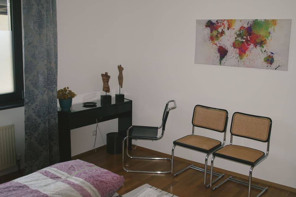 Entire apartment, Living comfortably in Oberwalluf, enjoying the Rheingau, experiencing the Rhine - Main! in Walluf, Rheingau-Taunus-Kreis