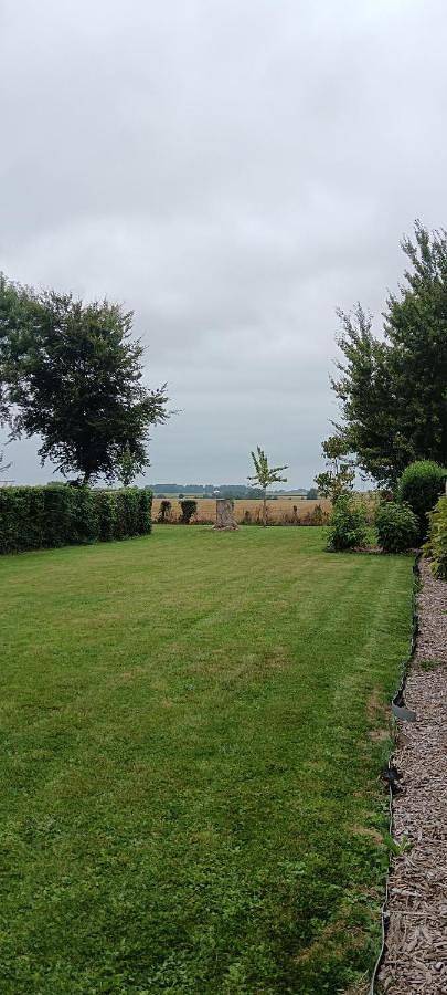 Two-Bedroom House in Tourville-la-Chapelle, Région de Dieppe
