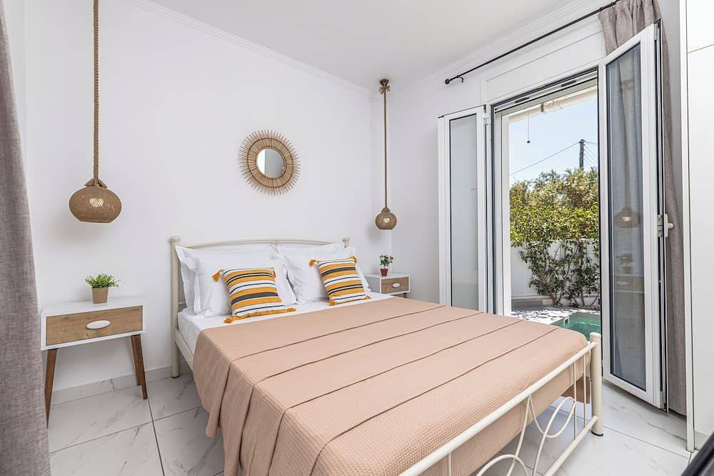 Soso's Garden Villa with Private Pool in Tragaki, Zakynthos