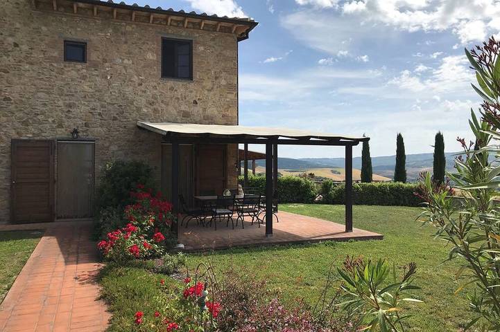 Ferienwohnung für 6 Personen, mit Garten und Terrasse sowie Pool in Volterra