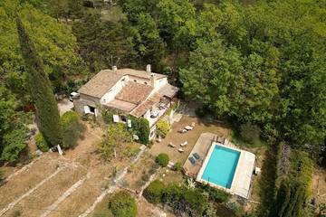 Villa pour 12 personnes, avec jardin à Peymeinade