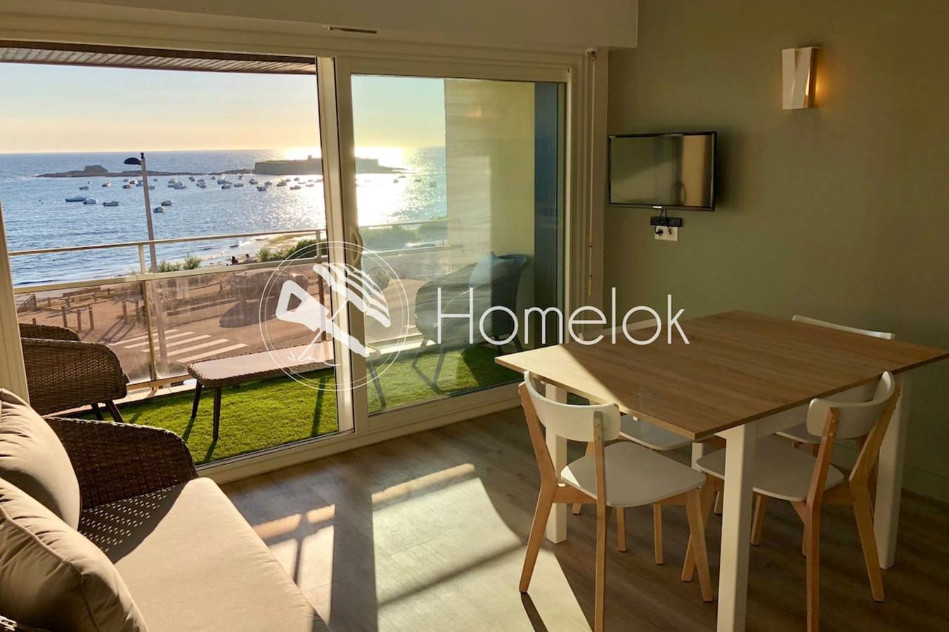 Appartement entier, Magnifique duplex super cosy Vue mer 180 in Le Fort-Bloqué, Ploemeur