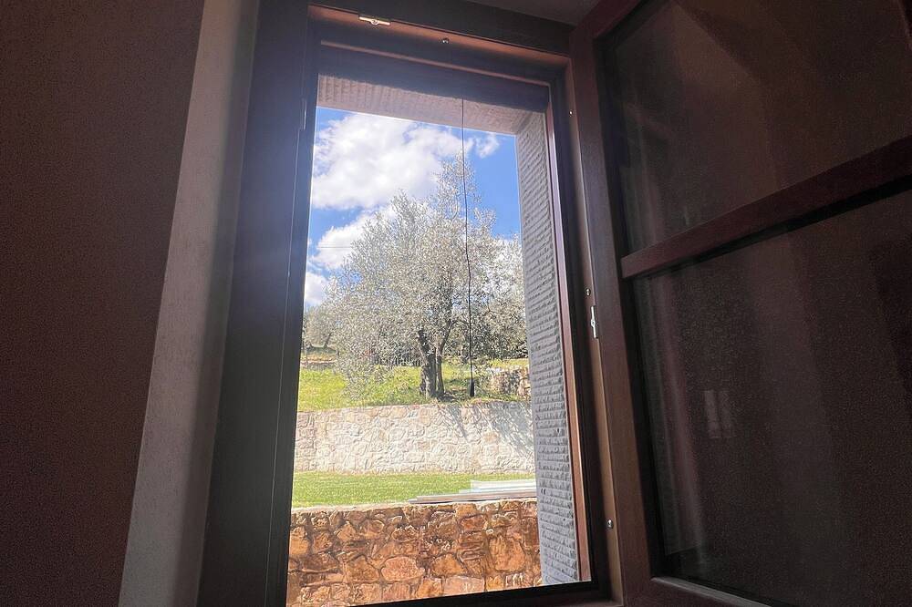 Stone house among olive groves new construction with Jacuzzi in Laterina Pergine Valdarno, Chianti