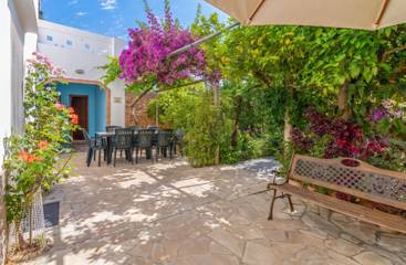 Villa in St Miquel de Balansat, Sant Joan de Labritja für 8 