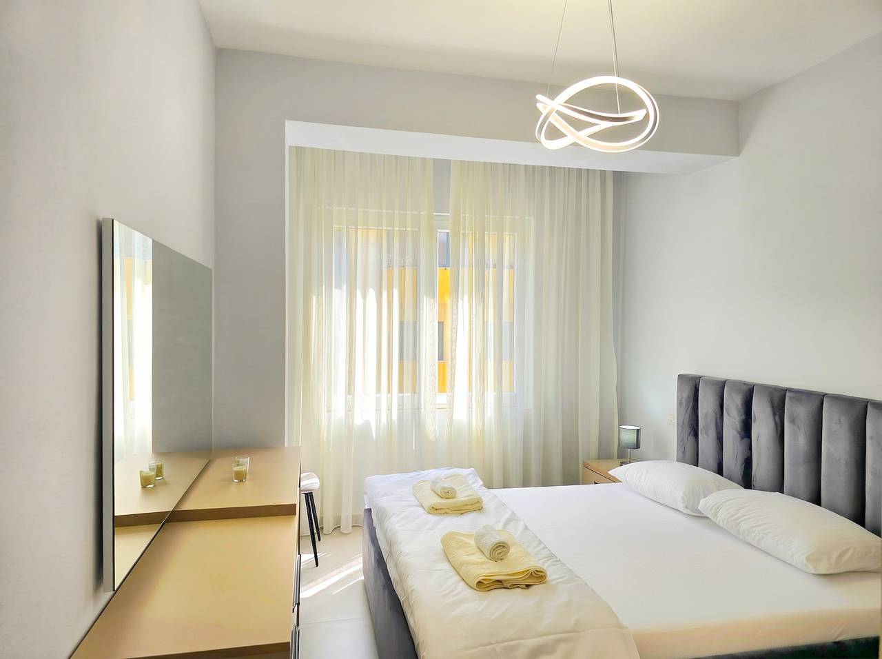 Apartamento entero, Apartamento de vacaciones para 4 personas con balcón in Golem, Albania
