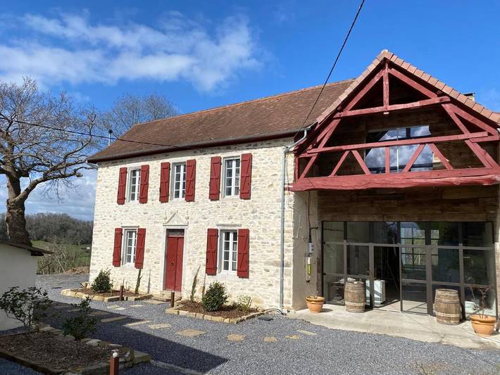Gîte pour 2 personnes, avec jacuzzi ainsi que jardin et terrasse, animaux acceptés à Salies-de-Béarn - 3