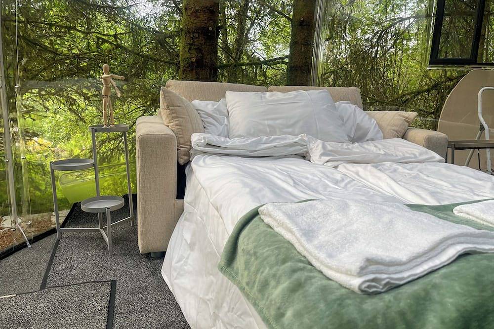 Magical Forest Dome Getaway in Bergen, Vestland