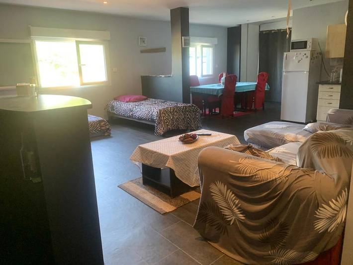 Gîte pour 5 personnes, avec jardin et vue, adapté aux familles à Parisot - 4