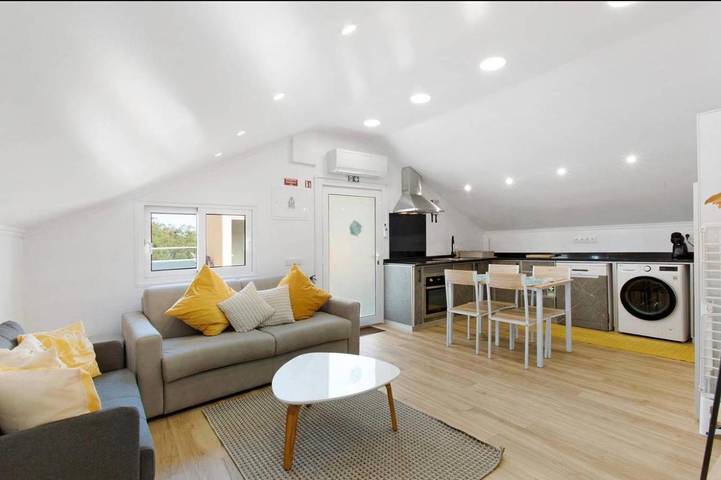 Gîte pour 4 personnes, avec Balcon ainsi que Terrasse et Vue dans Achadas da Cruz - 4