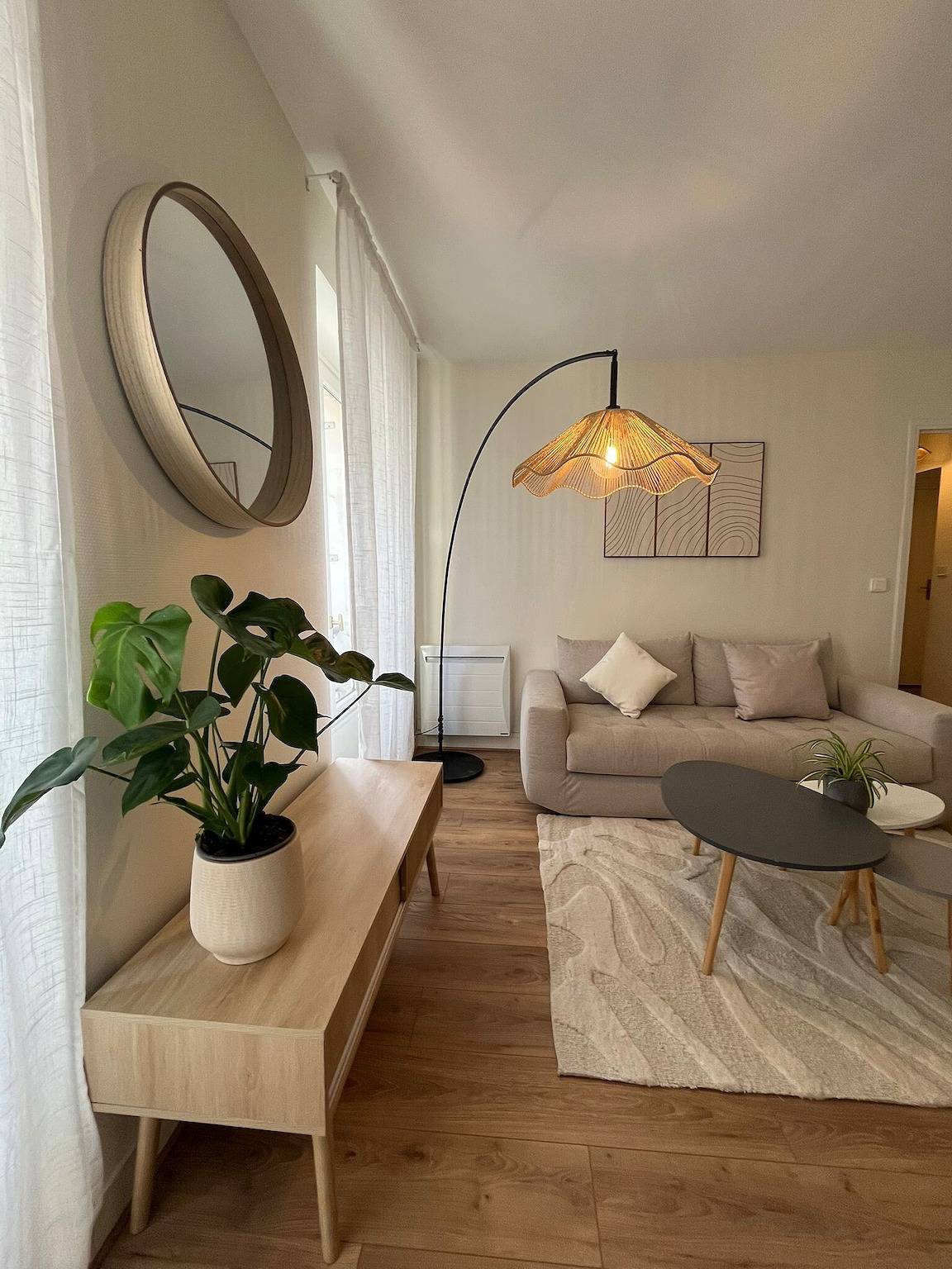 Appartamento intero, T2 accogliente e luminoso vicino alla Torre Eiffel, rue de Lourmel, Parigi 15 in Torre Eiffel, Parigi