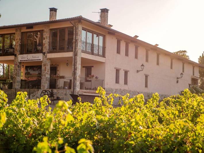 Casa rural para 8 personas, con Balcón y Terraza además de Jardín y Piscina en Provincia de Cuenca